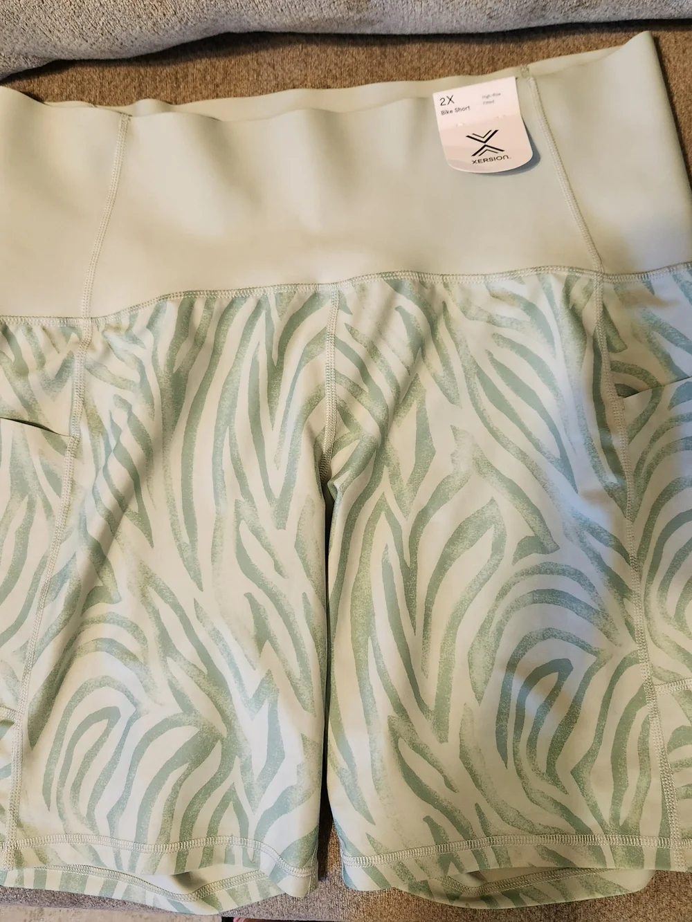 Xersion Women's Mint Green Zebra-Print High-Rise Bike Shorts